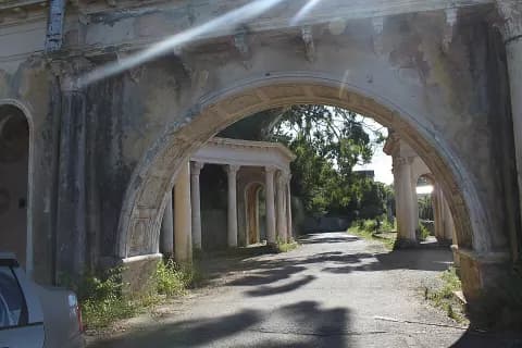 Вилла Алоизи